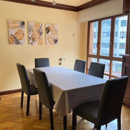 Centrico Apartamento De 2 Habitaciones By Bebalmy Oviedo Dış mekan fotoğraf