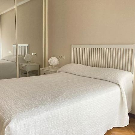 Centrico Apartamento De 2 Habitaciones By Bebalmy Oviedo Dış mekan fotoğraf